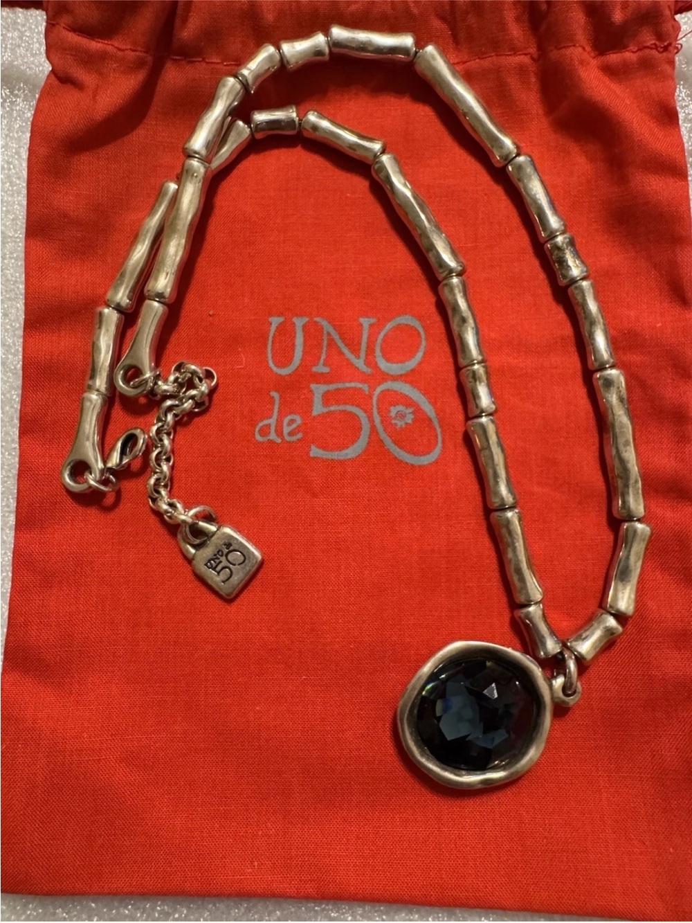 UNO de 50 Silver-Tone Necklace with Dark Blue Gem